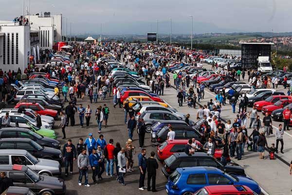 Volkswagen-találkozó a Hungaroringen Volkswagen-találkozó a Hungaroringen
