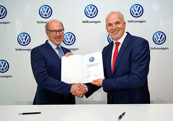 Digitalizálja értékesítését a Volkswagen – Új időszak kezdődik 2020-tól az autóvásárlásban