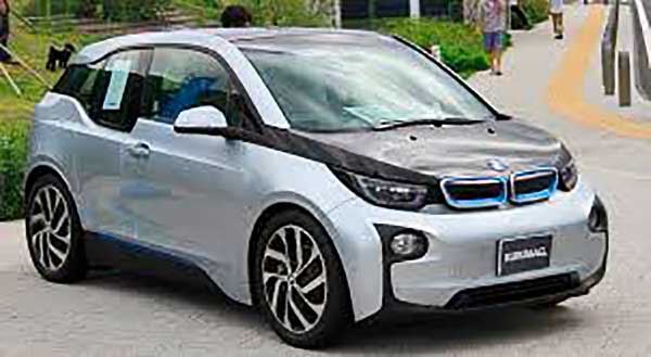 Hatéves a BMW i3: az elektromos mobilitás első úttörői immáron nagyjából 200 ezer kilométert tettek meg az mértékadó prémium kompakttal