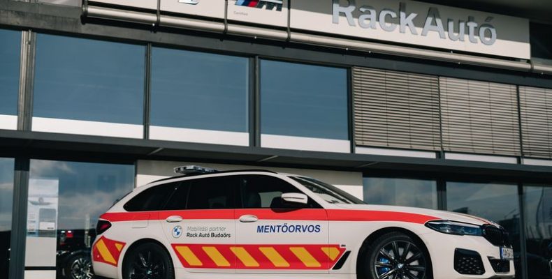Egy BMW 530d modell támogatja a budaörsi sürgősségi szolgálat tevékenységét